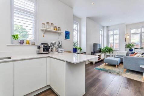 Lounge/Kitchen