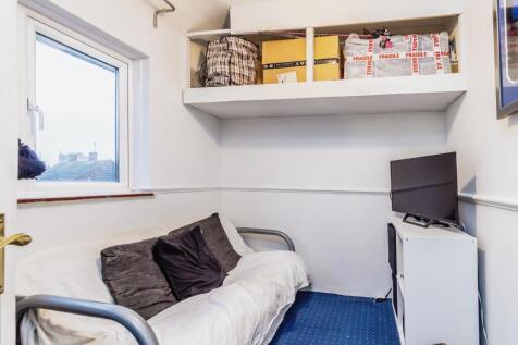 Bedroom/Study