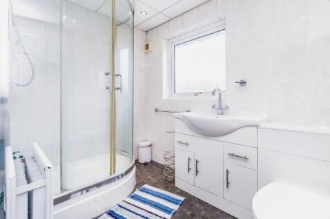 Family Shower Room