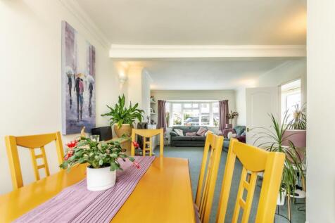 Lounge/ Diner