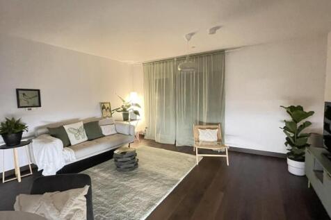 living room x1.jpg