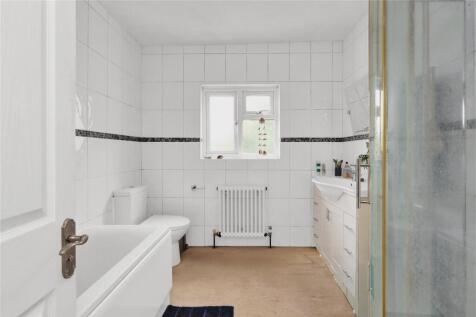 Bath/Shower Room