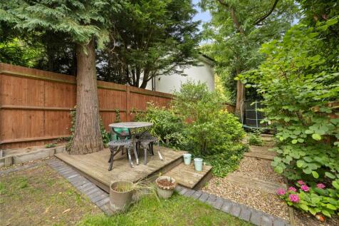 Outdoor Entertaining