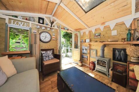 Garden Cabin