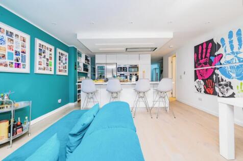 Dining Area/Snug