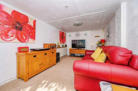 Family Room/Bedroom