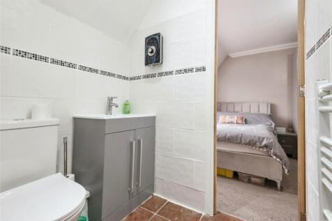Jack and Jill Wc