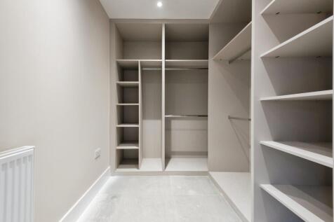 Walk In Wardrobe
