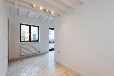 Kitchen/Lounge