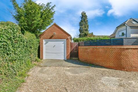 Driveway / Garage.