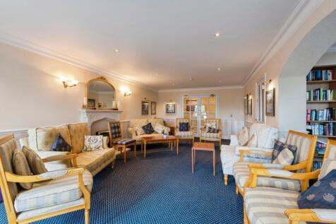 Communal Lounge