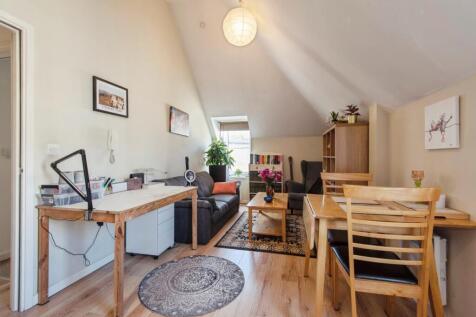 Kitchen/Lounge