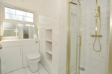 Annex Shower