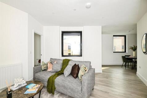 Living Dining Area