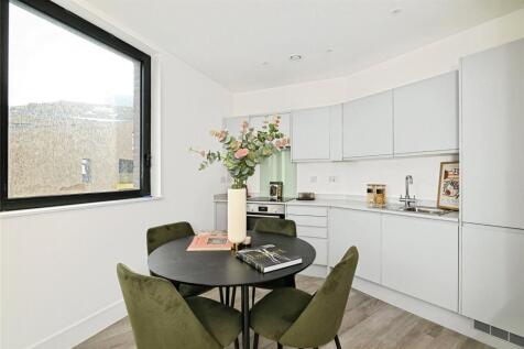 Kitchen Dining Area