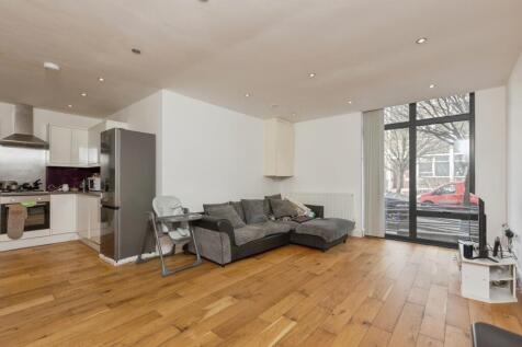 Lounge/Kitchen