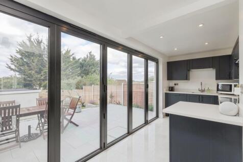 Kitchen/Bifolds