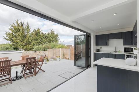Kitchen/Bifolds
