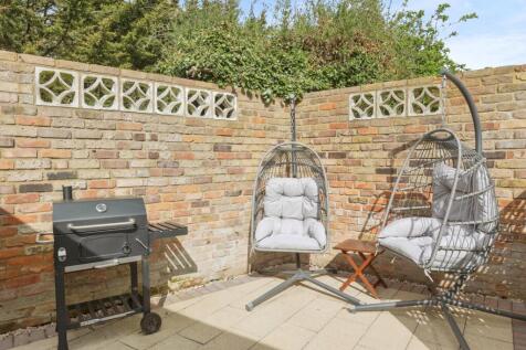 Garden/Snug
