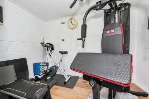 Gym/Summerhouse
