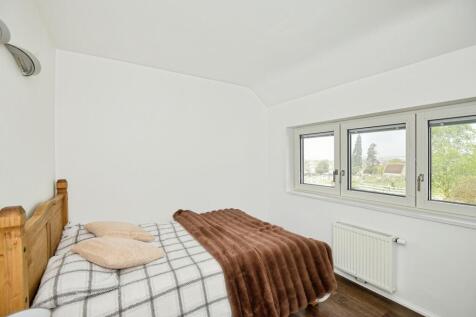 Principle Bedroom