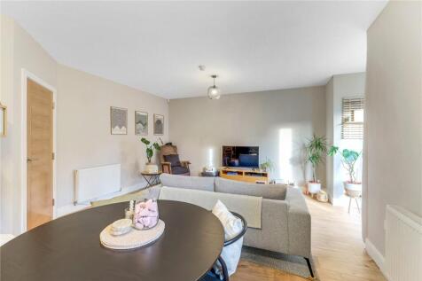 Dining Area/Lounge