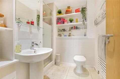 1st Floor Shower Rm