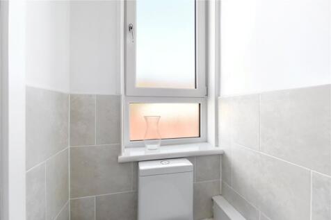 Wc Off Bedroom 1