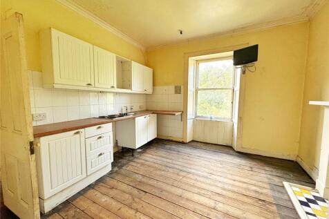 Kitchen/Living Area