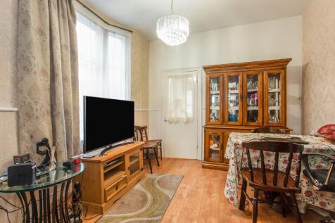 Dining room diff