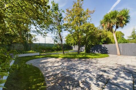 Communal Garden Reverse