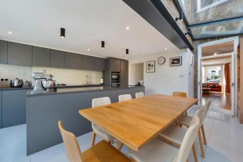 Kitchen/Diner reverse