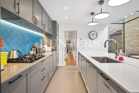 Kitchen Reverse