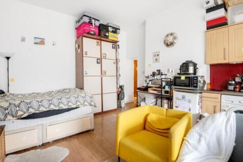 Studio Bedroom