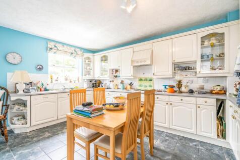 Kitchen/Breakfast Ro