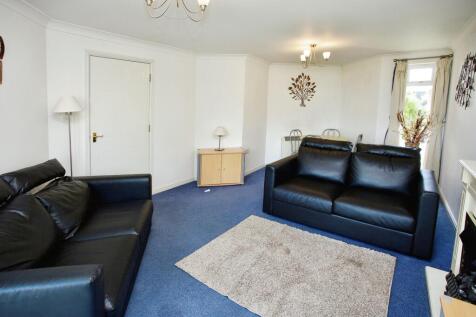 Lounge Room (2)