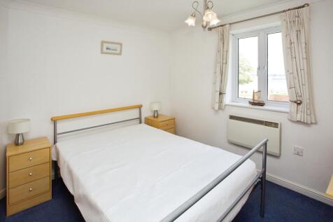 Bedroom 2 (1)