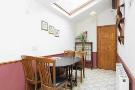 Coach House Dining R