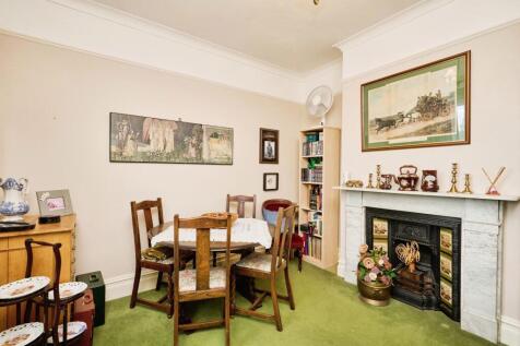 3rd Bedroom/Dining