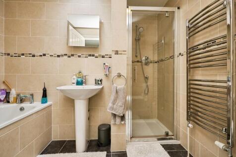 En-Suite 1