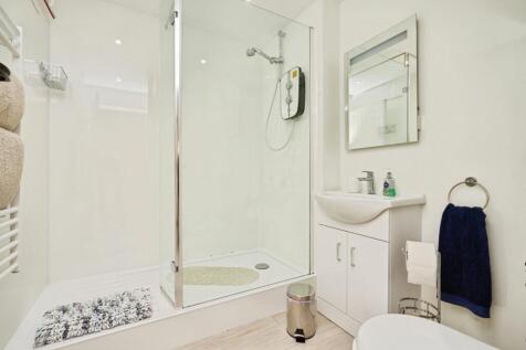 Annex Shower Room