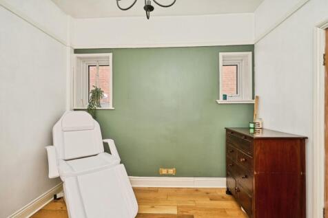 Bedroom 4/Study