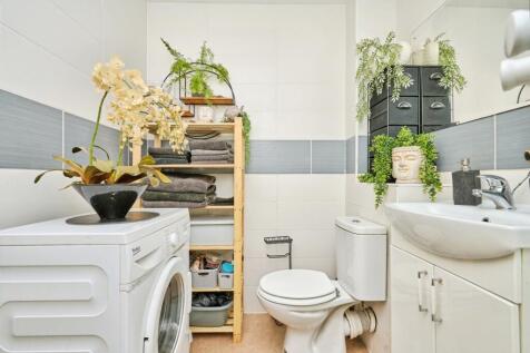 Bathroom/Utility