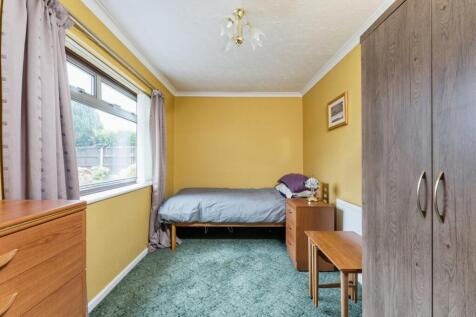 Dining Room/Bed 4