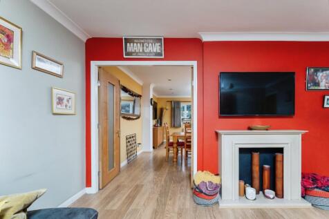 Lounge/Kitchen