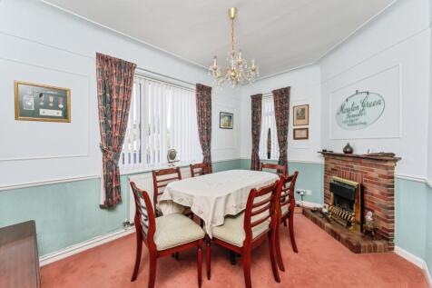 Dining Room/Bedroom4