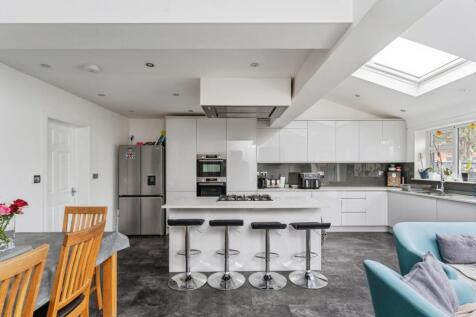 Family Room/Kitchen