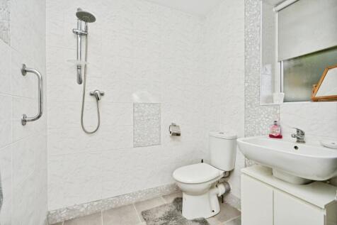 Annex Bathroom