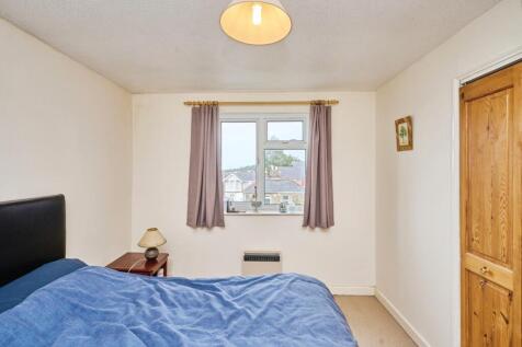 Top Flat Bedroom 1