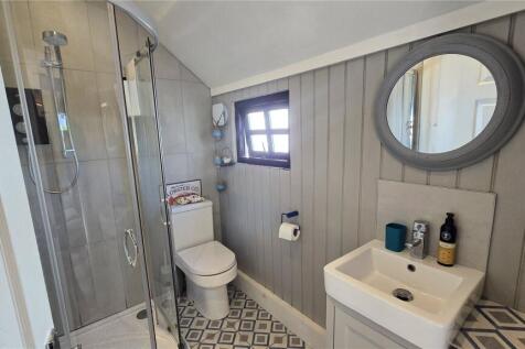 Annex Shower Room